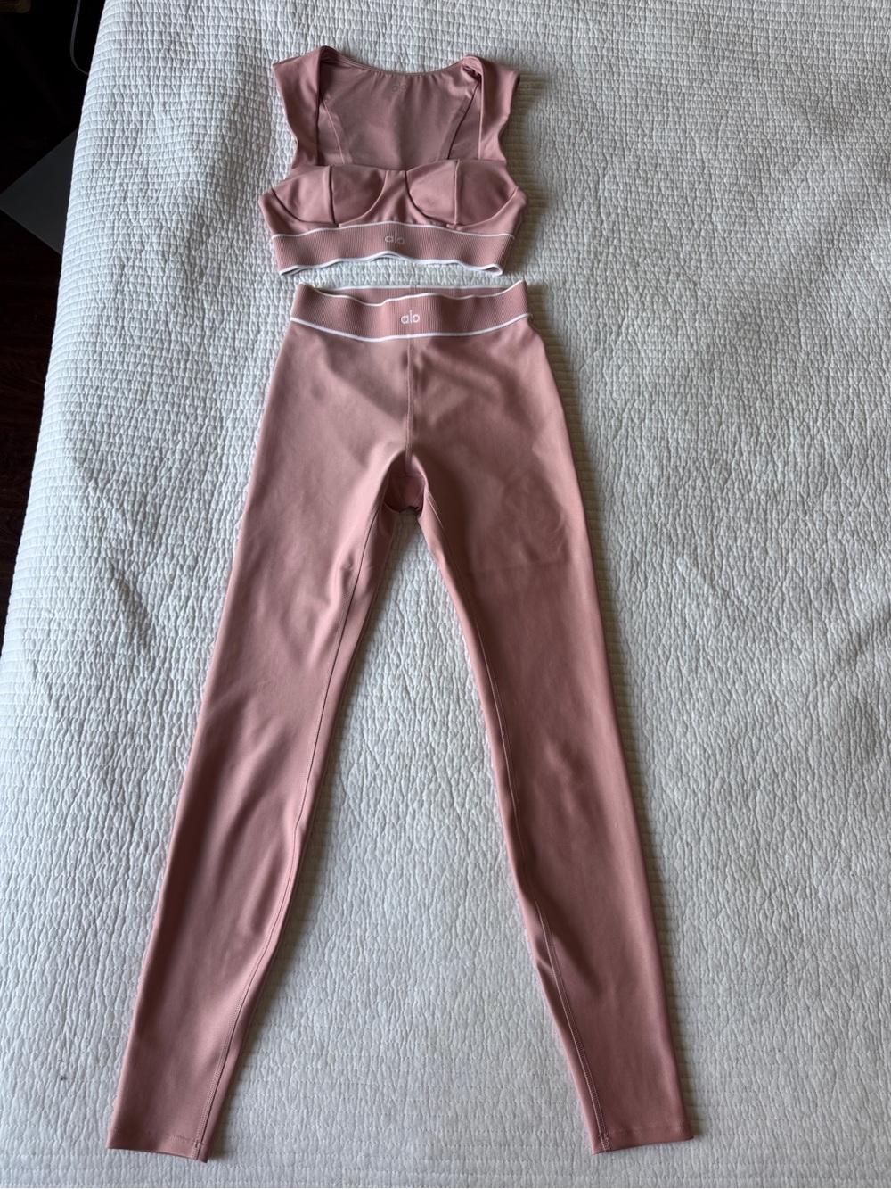 Alo High-Waist Ribbed Waistband Leggings and bra set - Dusty Rose